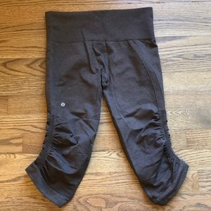 Women’s Lululemon Cropped Leggings
